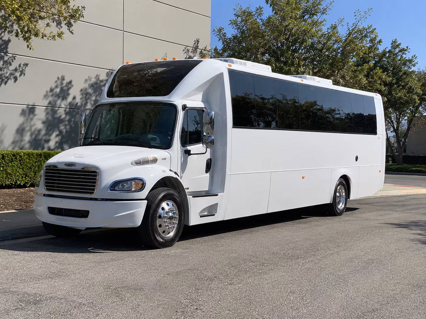 glendale corporate party bus rental